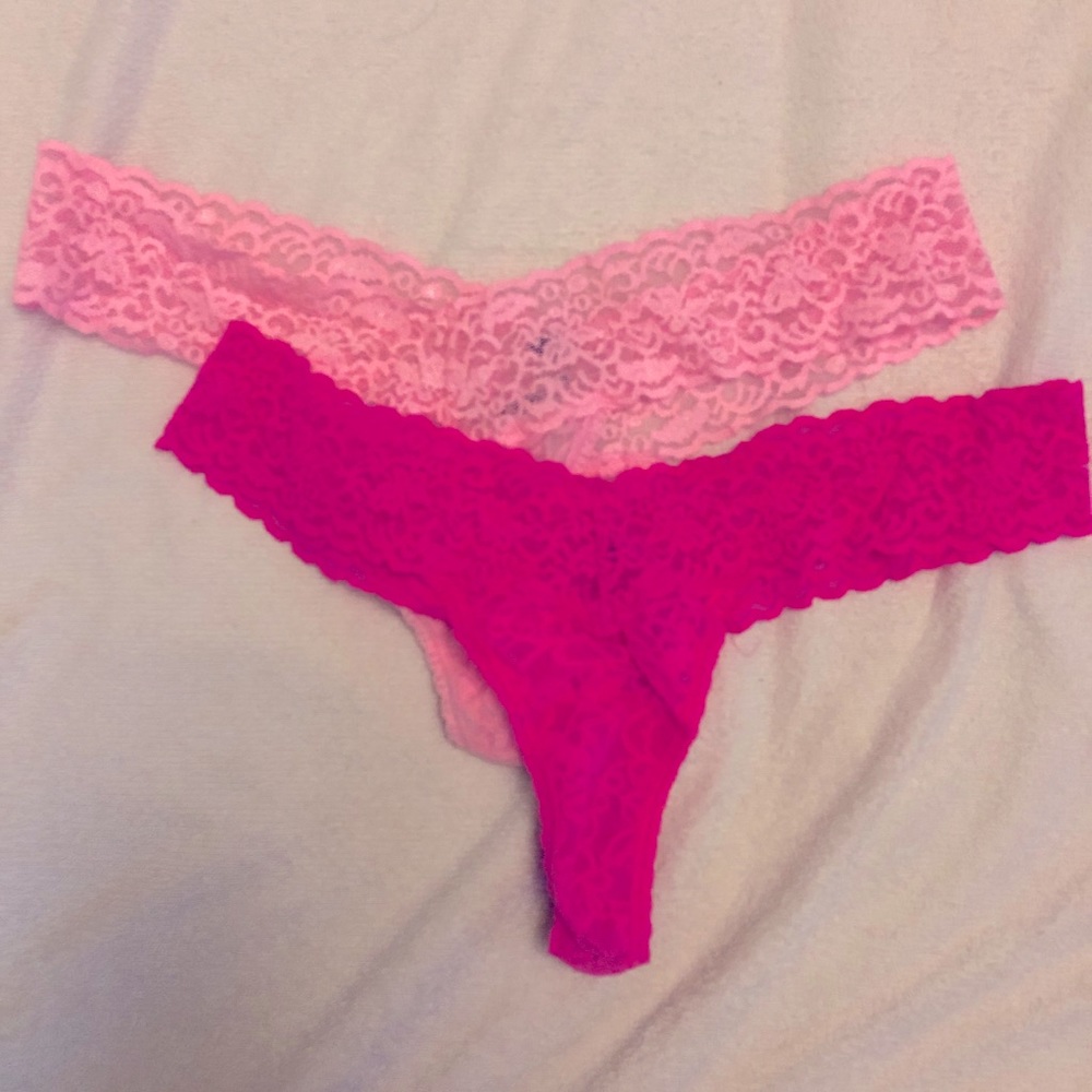 2 pack of Victoria’s Secret Lacie Thongs